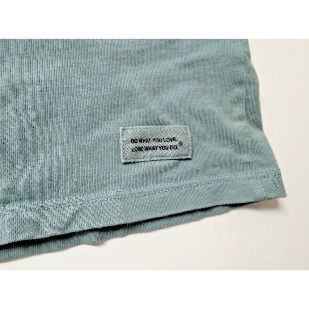 Life Is Good T Shirt Women's M ~ V Neck Short Sleeve Crusher Pooh Lt Cadet Blue - Picture 4 of 6